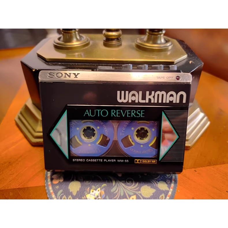 Sony WM-55 stereo Walkman player, black，Large Window Design, Auto