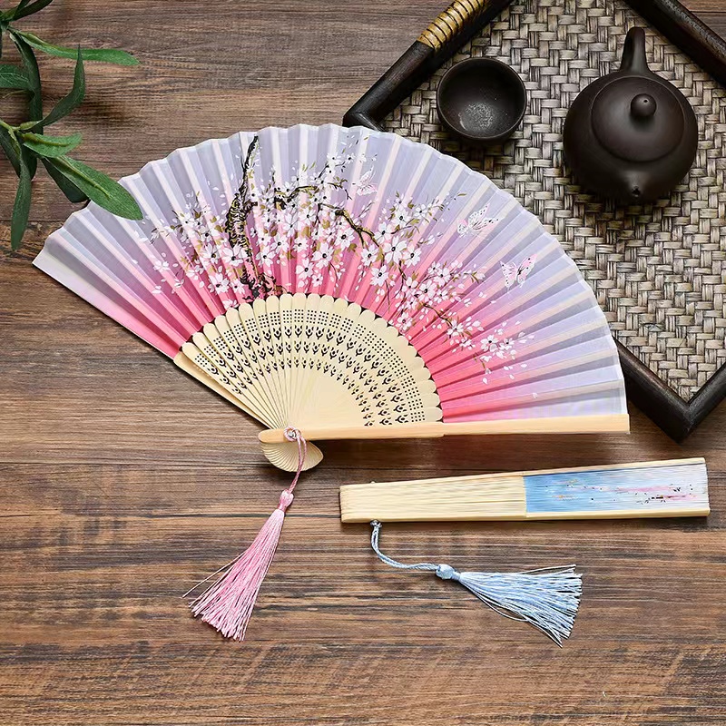 Vintage Style fan Silk Folding Fan Chinese style gift present Retro ...