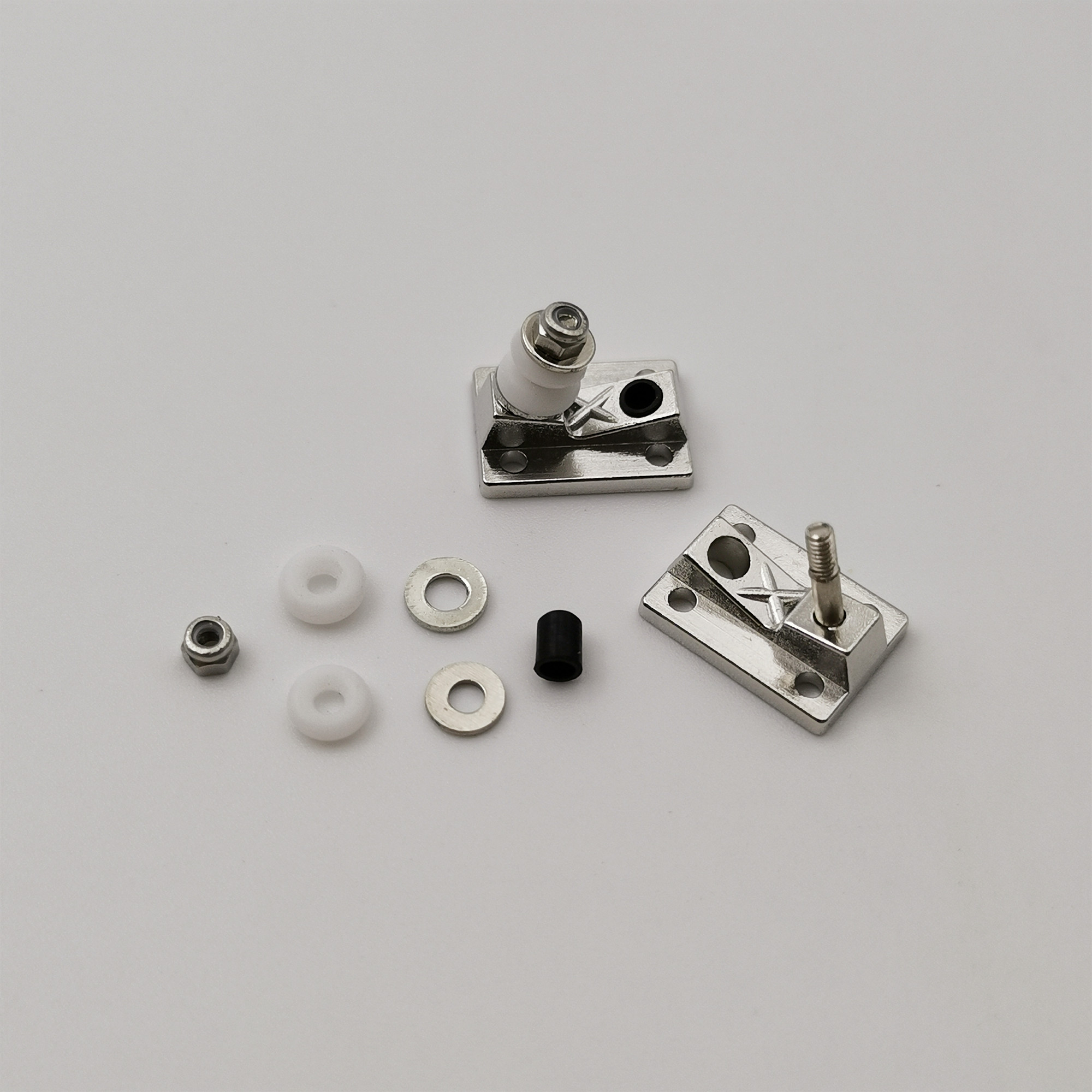 Par De Pivot Cups (chupetinhas) Para Trucks De Fingerboard E Skate De