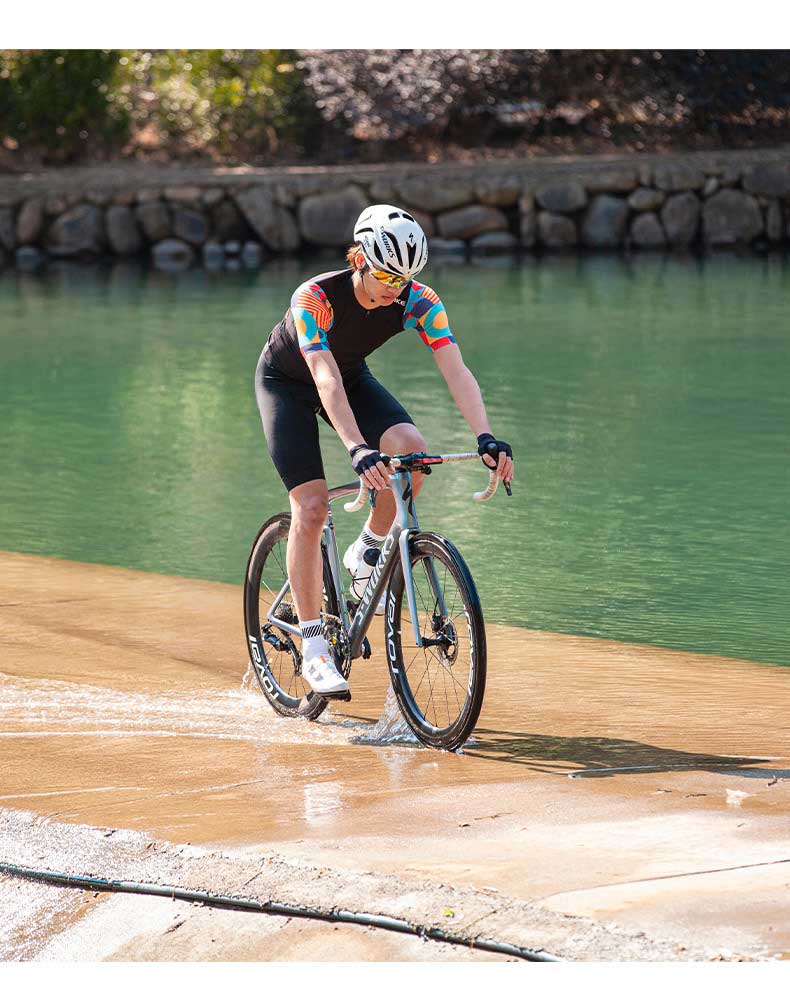 outfit mtb jersey and shorts