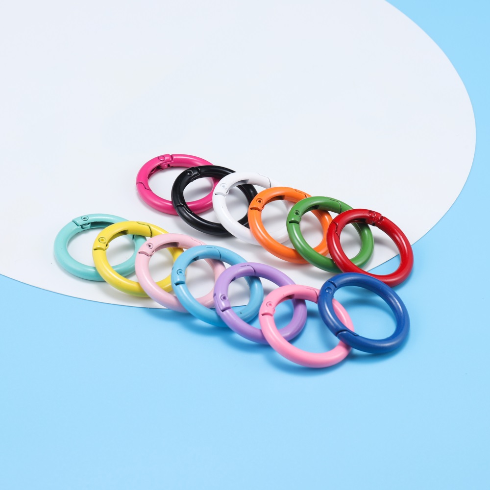 ST.KUNKKA 5-Piece Zinc Alloy Candy Color Metal Keychain Pendant ...