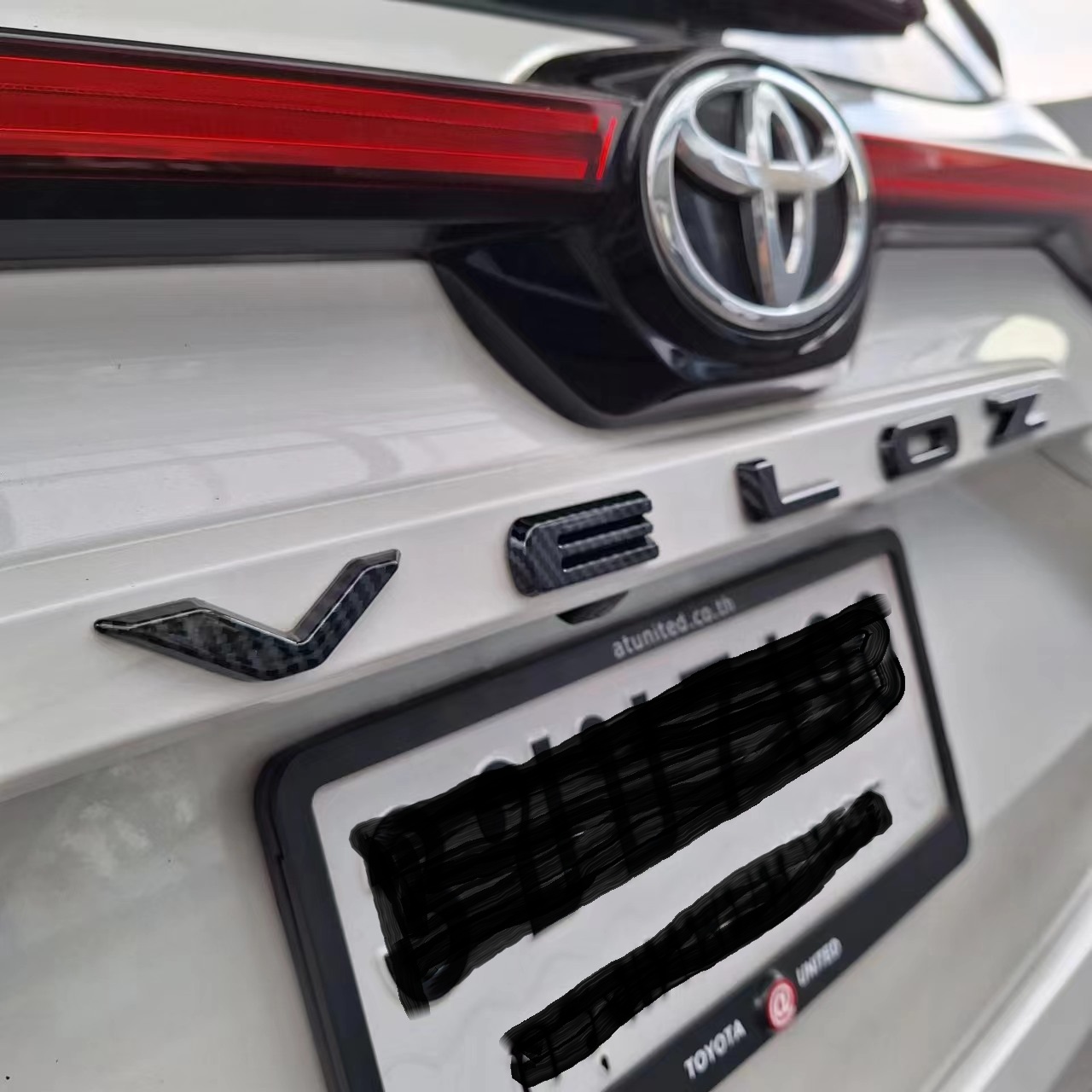 Toyota Veloz W101 (2022-Present) Carbon Fiber Pattern Rearview Mirror ...