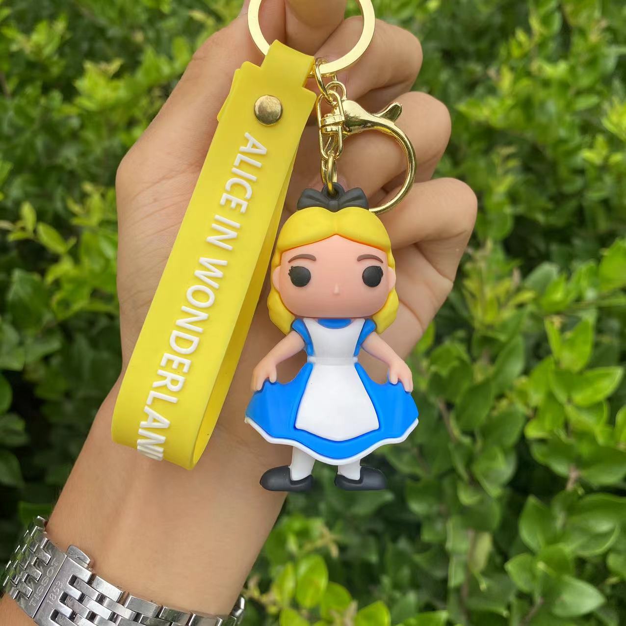 Alice in Wonderland Keychain Cartoon Alice Mad Hatter Cheshire Cat Red ...