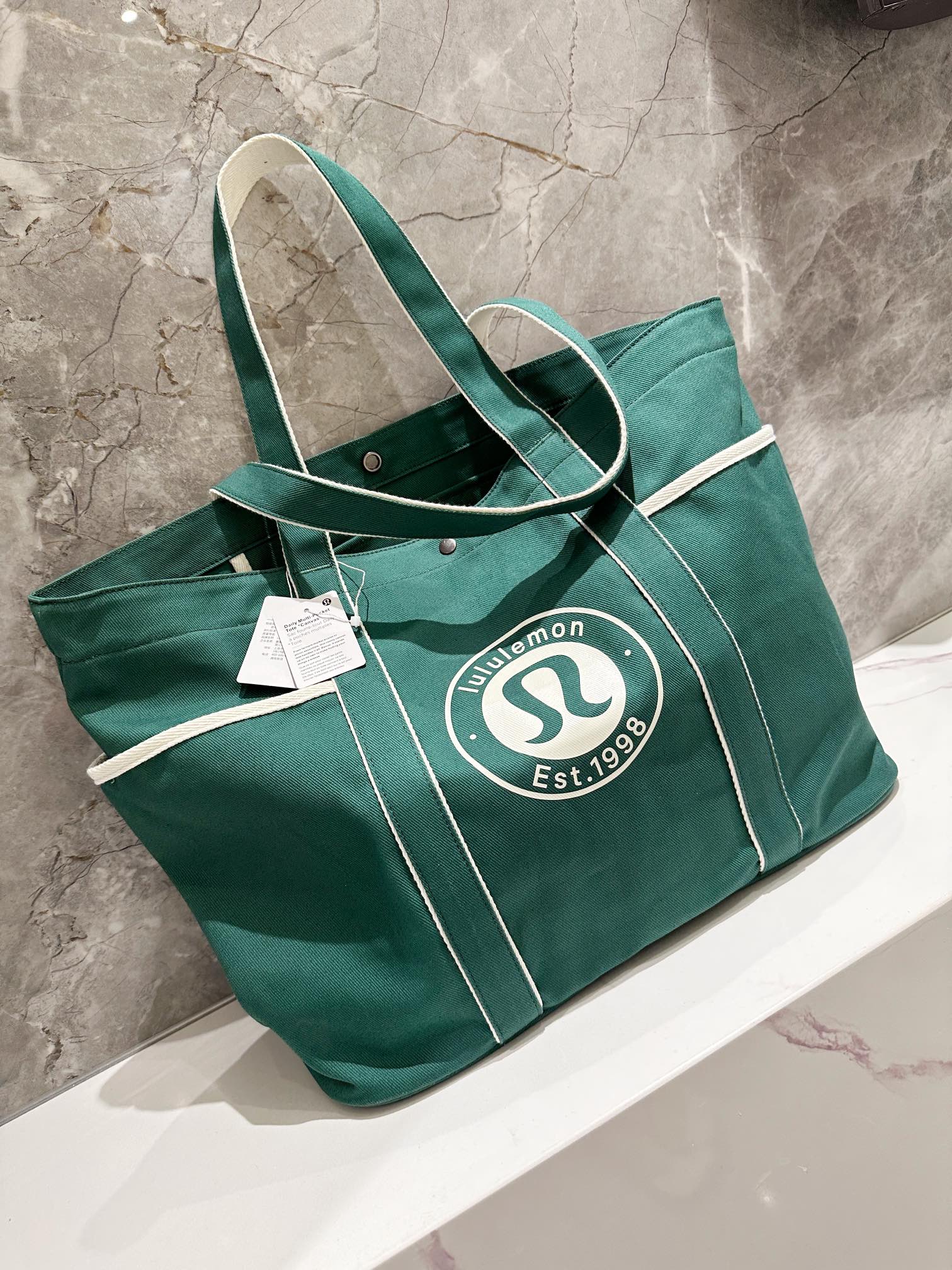 Lululemon How To Wash Canvas Tote Bags Lululemon On My Level Tote