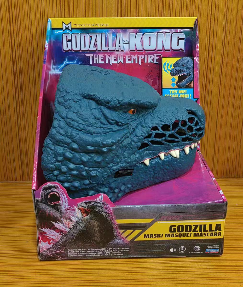 Godzilla X Kong Interactive Mask - Playmates Toys Movie Replica With Roaring Sound