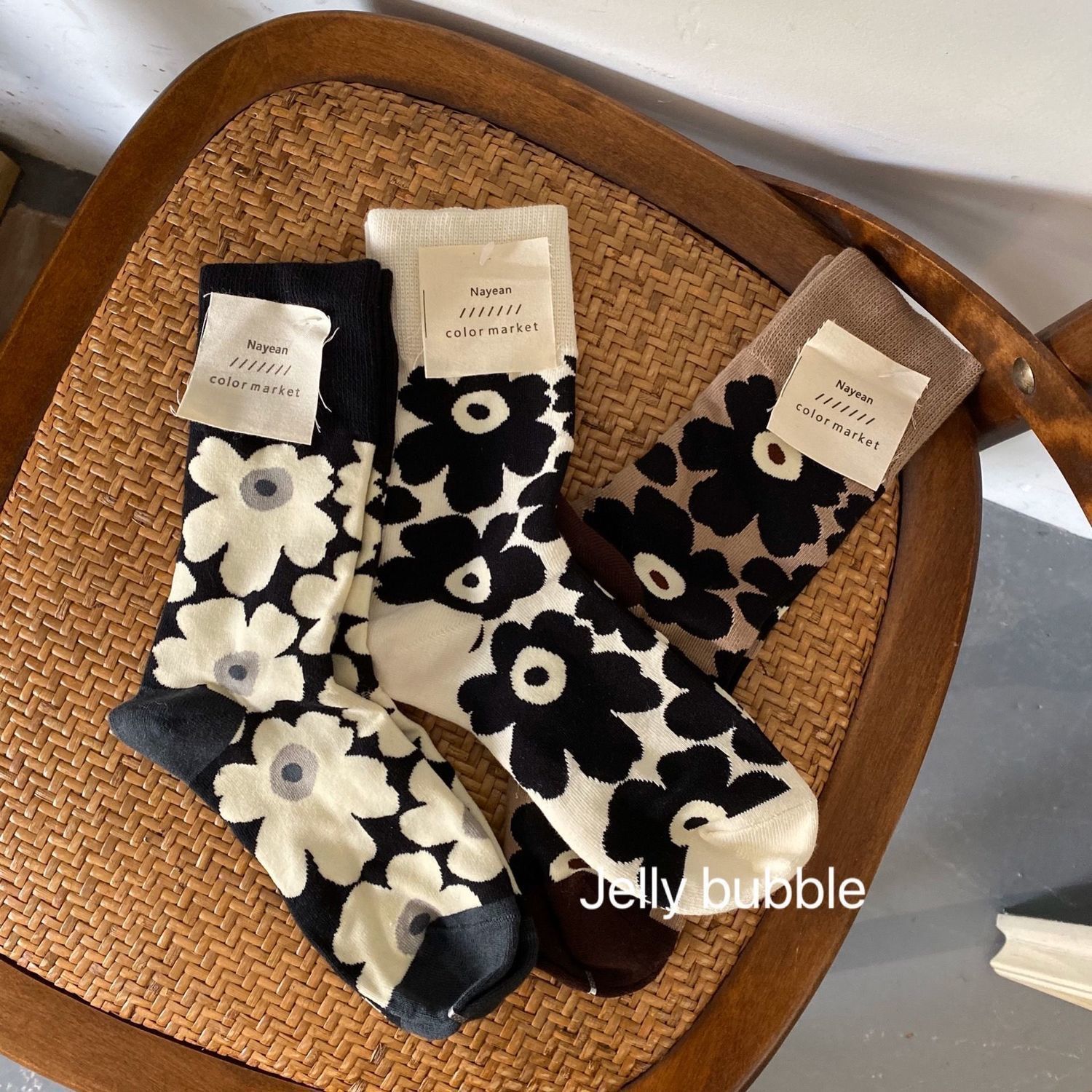 Hyuna style retro floral socks for women's spring and autumn mid length ...