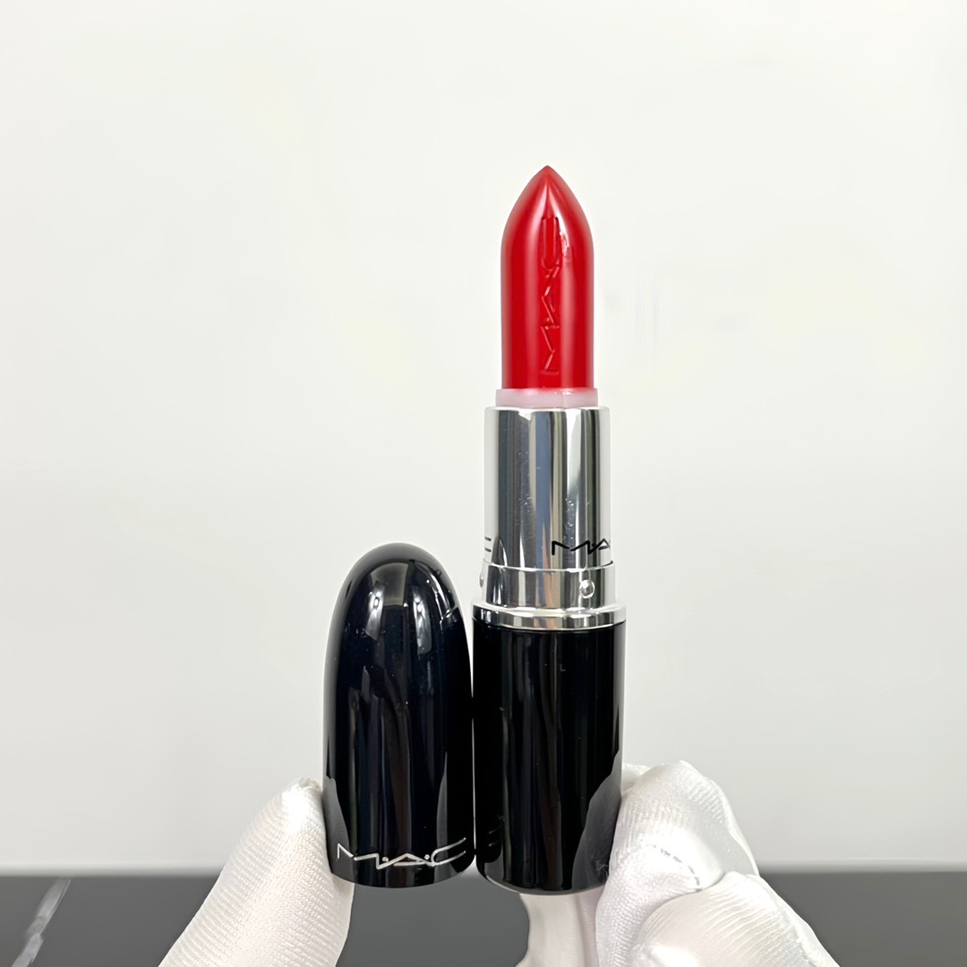 MAC Moisture Crystal Bright Bullet Lipstick Lipstick Brightening White ...