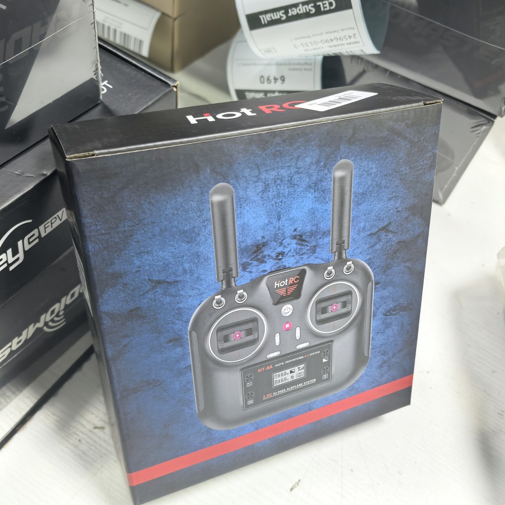 Émetteur/récepteur Radio RC HotRC HT-10A 2,4 GHz 10 Canaux - Système FHSS Pour Modèles 1/8 à 1/16