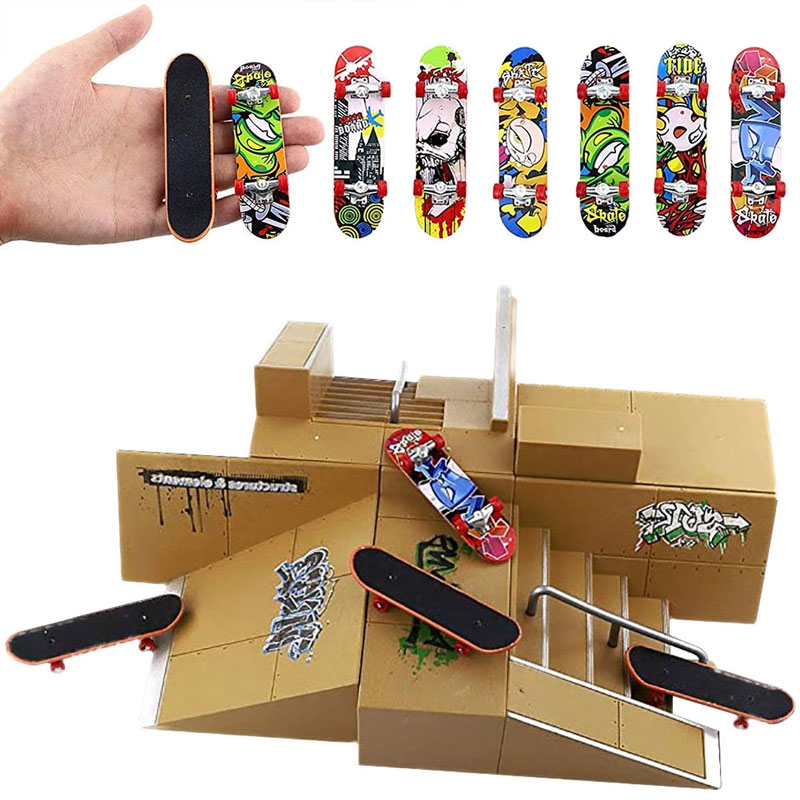 Mini Skateboard Toy Professional Finger Skateboard Fingertips Movement ...
