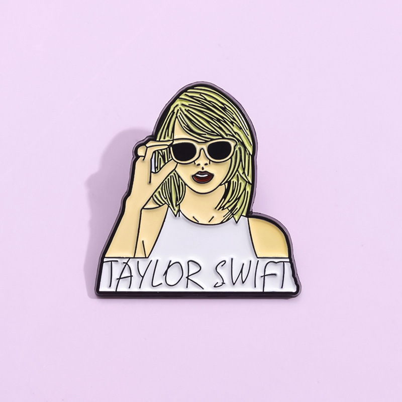 Creative Unique Singer Peripheral Series Brooch Cute Mold Music Album