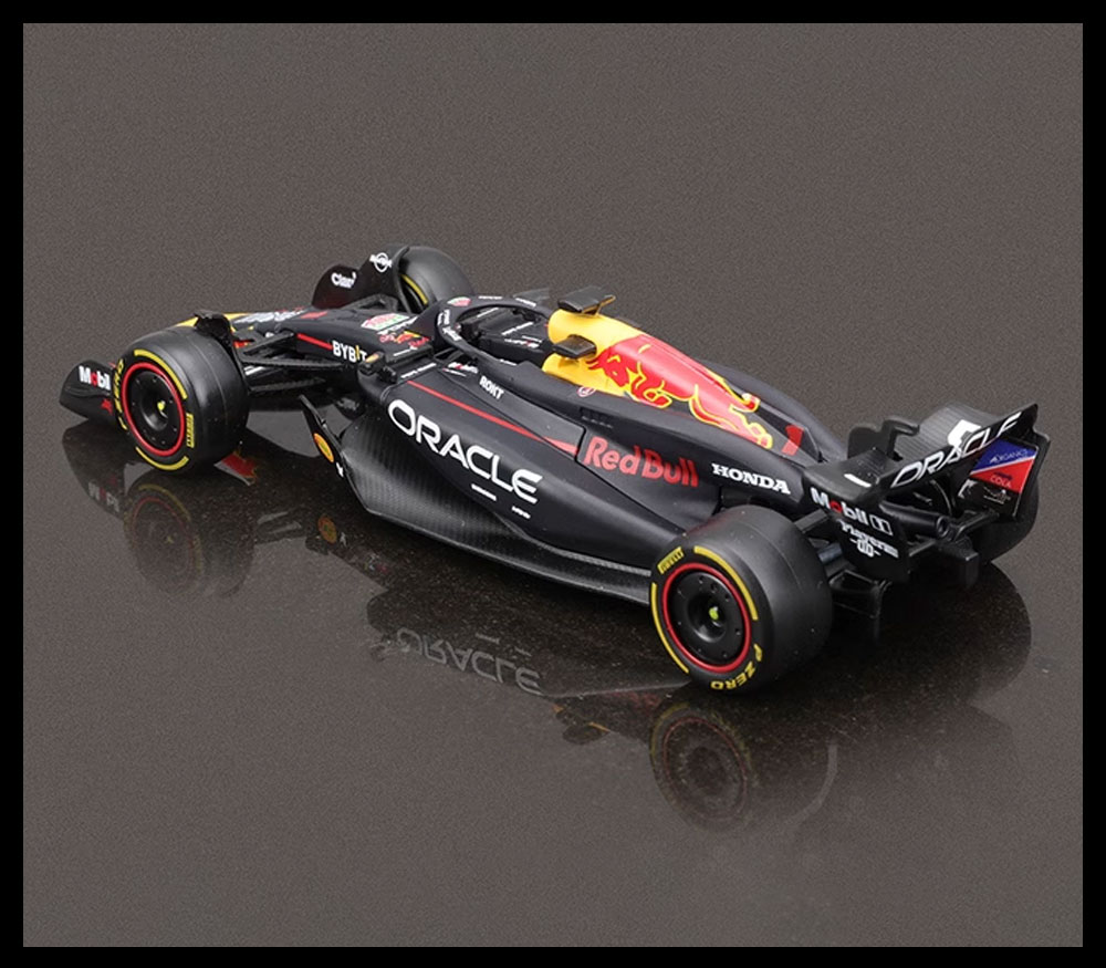 Bburago 1:43 2024 F1 Red Bull RB20 #1 Max Verstappen Ferrari SF24 ...