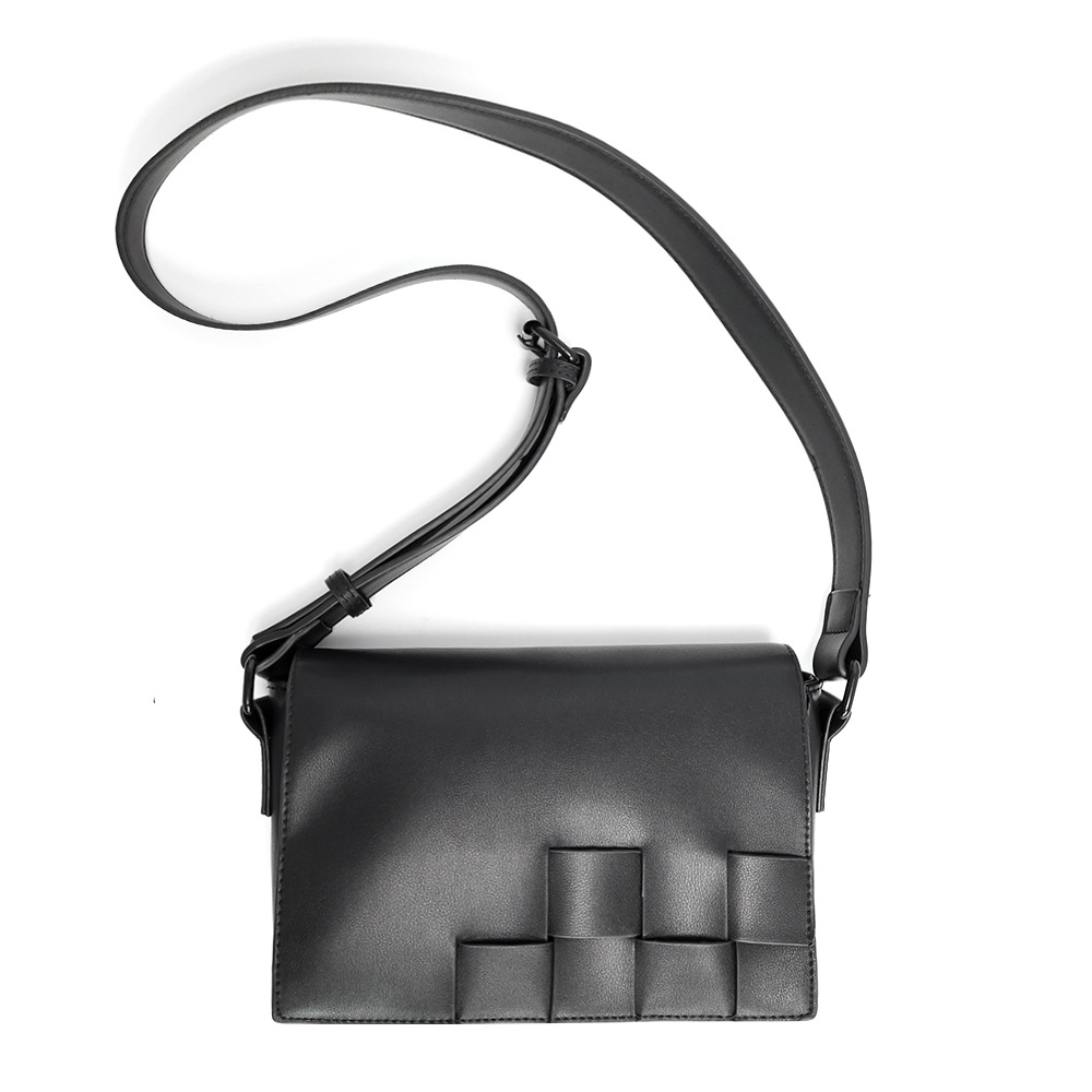 WOVEN TEXTURE CROSSBODY BAG