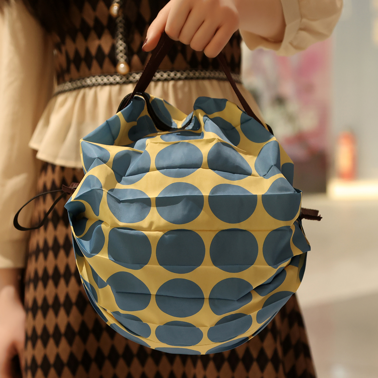 Small Portable Storage Bag Fashion Foldable Handbag Outing Portable ...