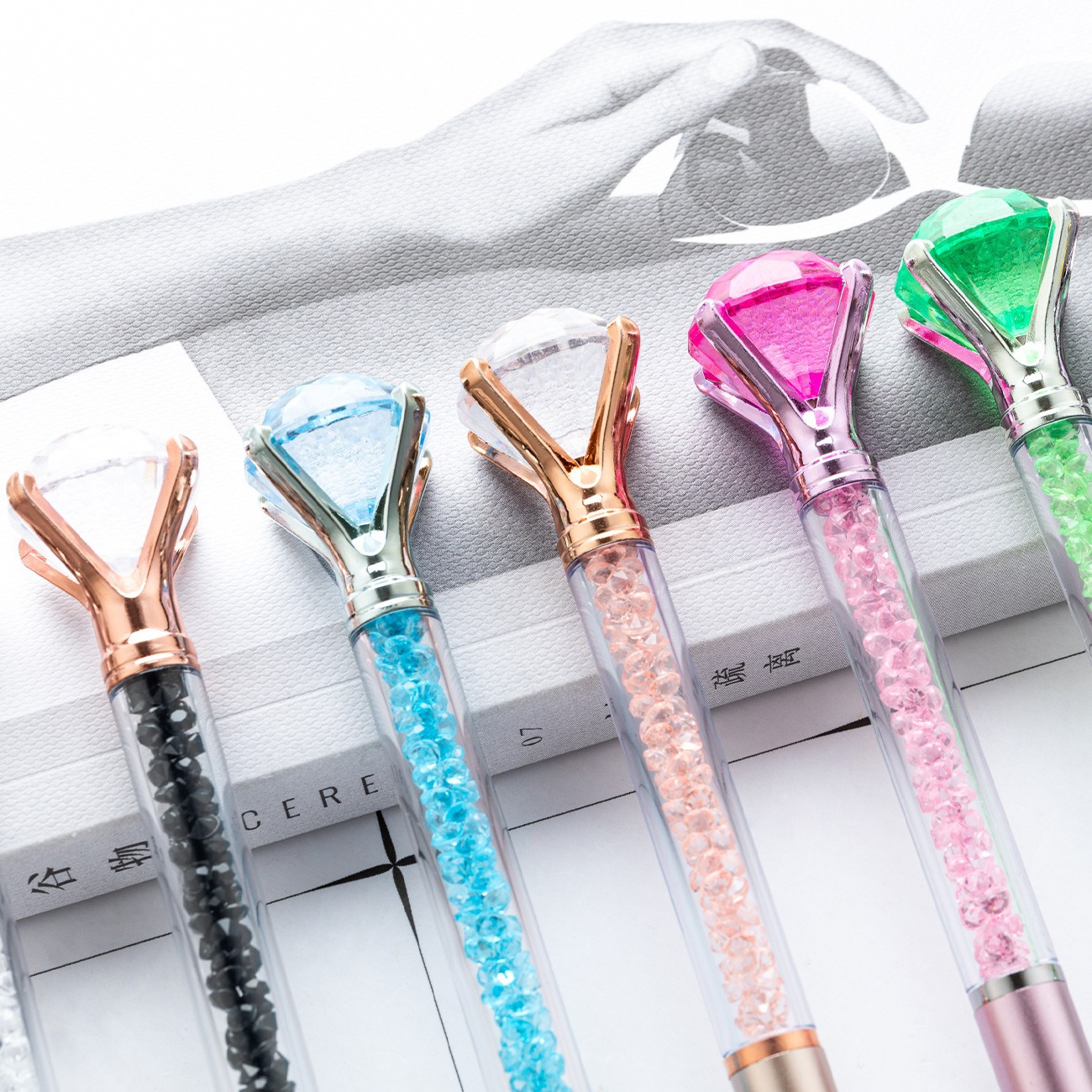 Plastic Big Crystal Diamond Pens Bling Ballpoint Pen Black Ink ...