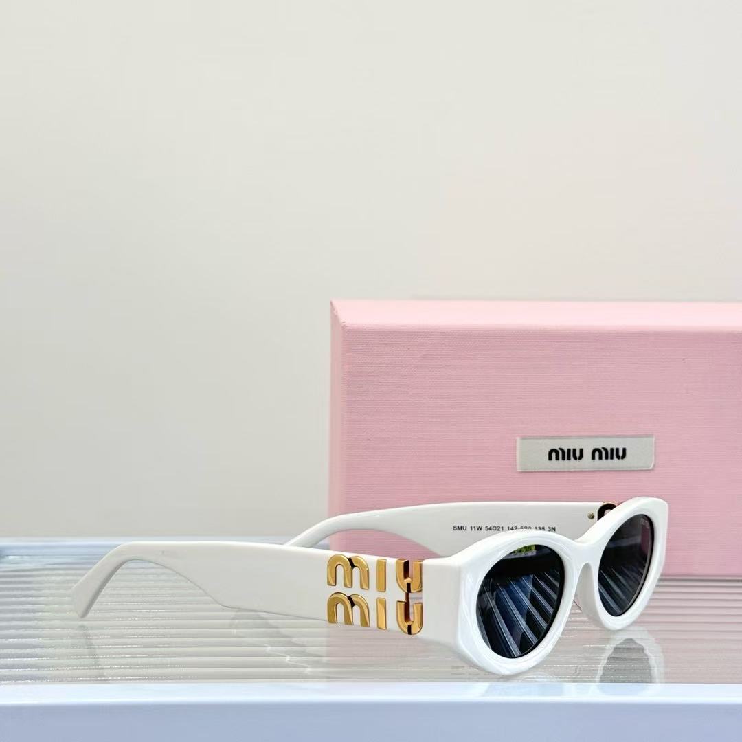 SMU04T Tapered Sunglasses