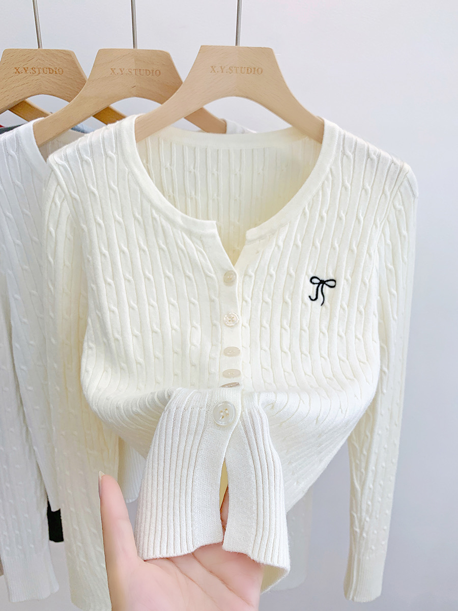 Slim knitted Cardigan