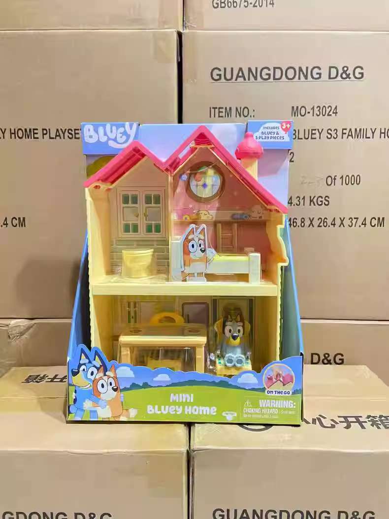 Bluey Mini Home Playset Compact House Playset with Carry Handle Three ...