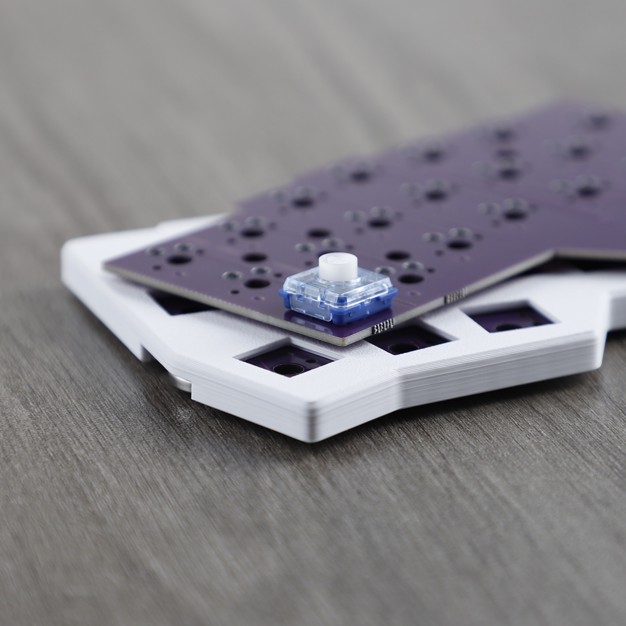 YMDK Low Profile Split 46 Keys Corne V4.1 Ergonomic Hotswappable 40% ...