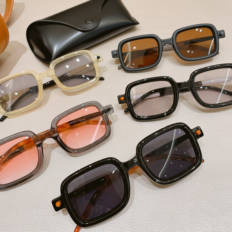 Retro Square Sunglasses - Trendy Small Frame Street Photography Shades ...