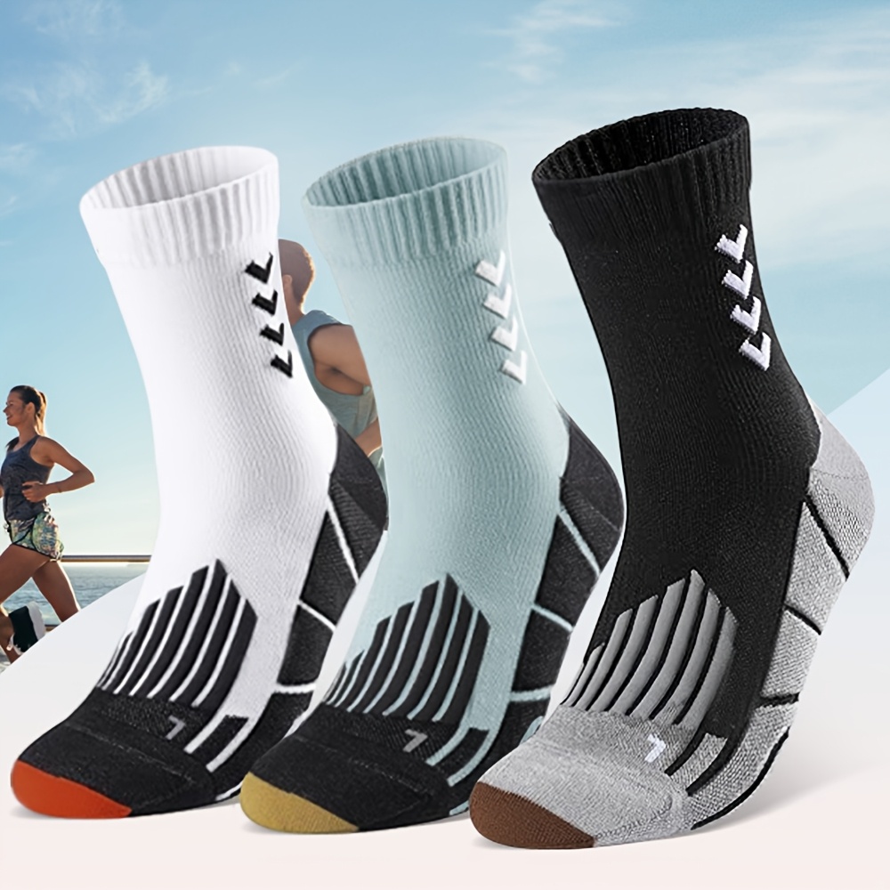 Professional Sports Running Socks Contrasting Stripes Sweat-Absorbent ...