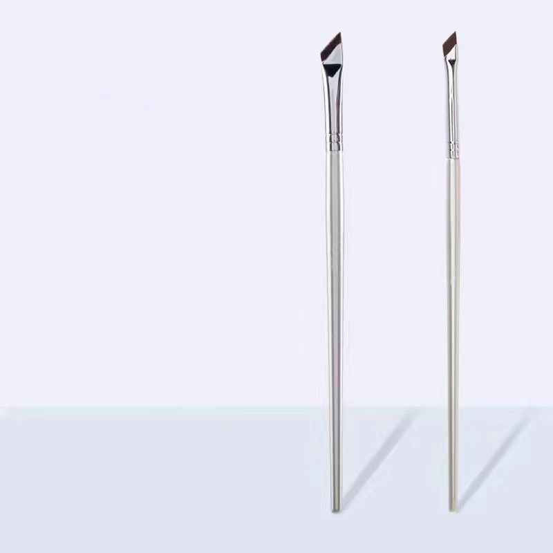Avril Pro Flat Beveled Brush #7 – Abgewinkelter Lidschattenpinsel Für Präzises Make-up