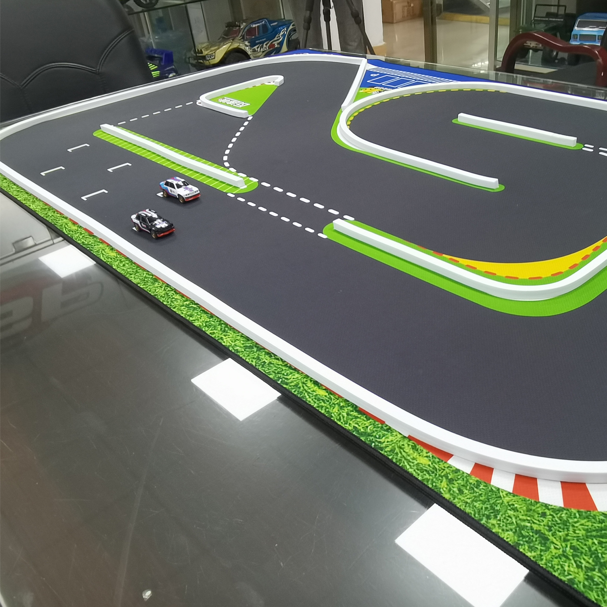 HSP TinyGear 1420x900mm 142x90cm Portable Race Rubber Track Mat For 1/ ...