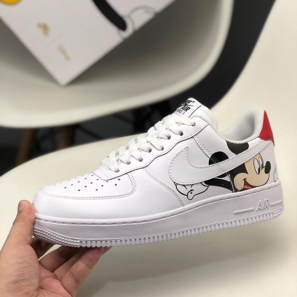 Nike x store mickey mouse