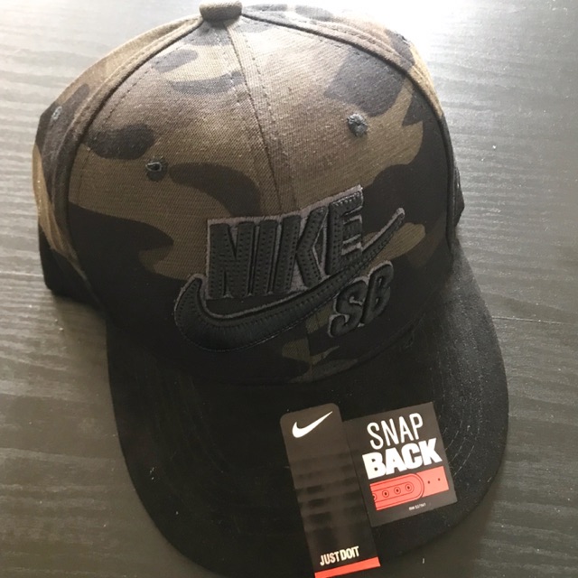 Nike sb hot sale snapback hats