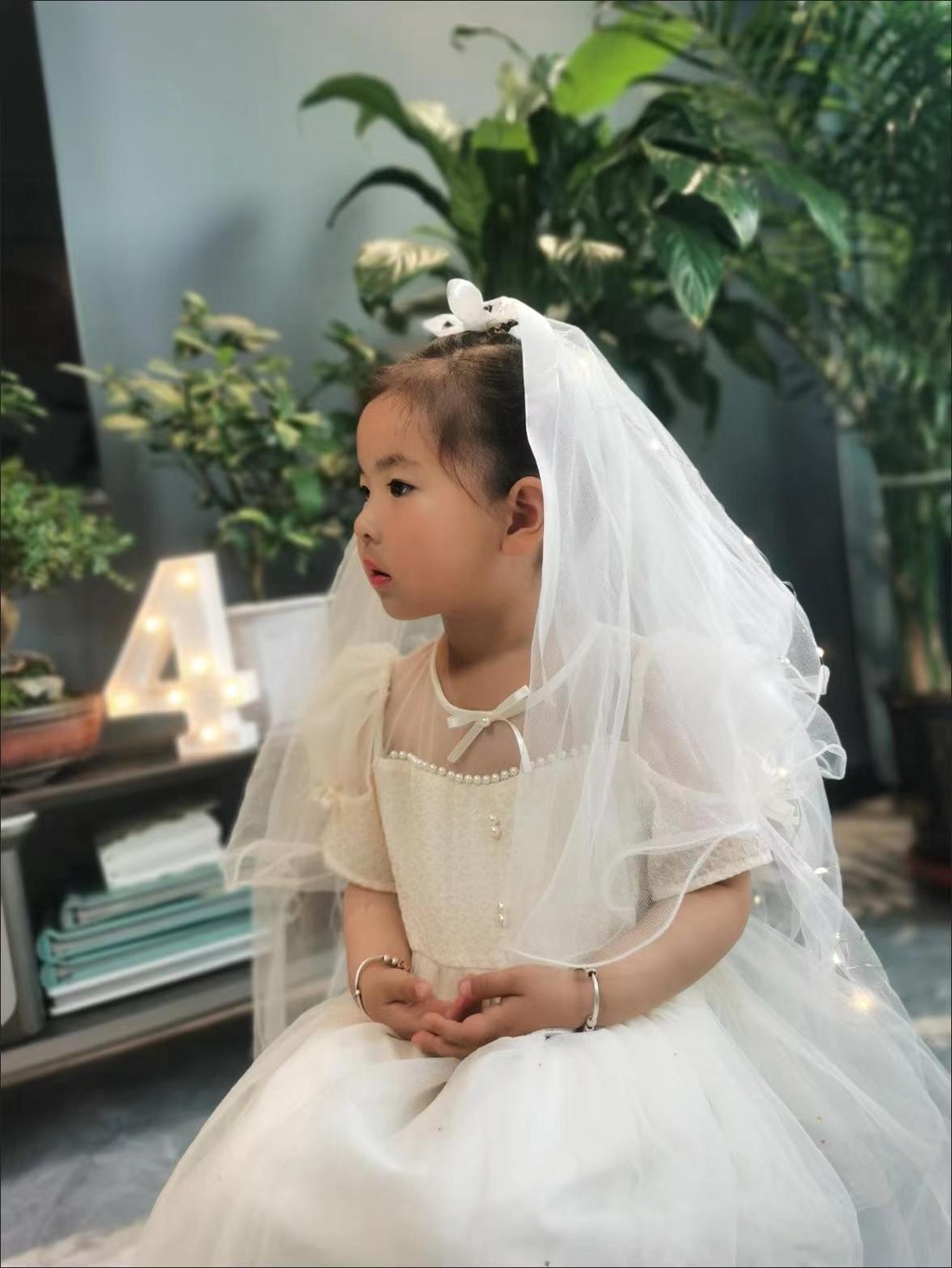 Double-layer LED Lighting Veil Crown Bowknot Pearl Lighted Birthday ...
