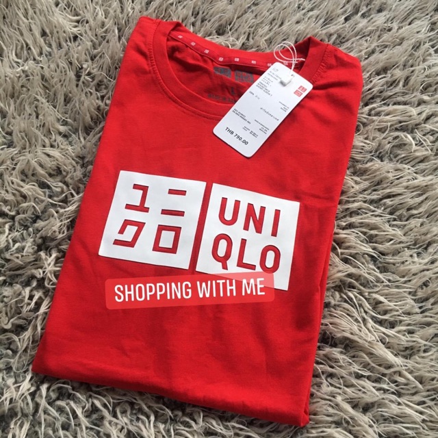 Uniqlo red t clearance shirt