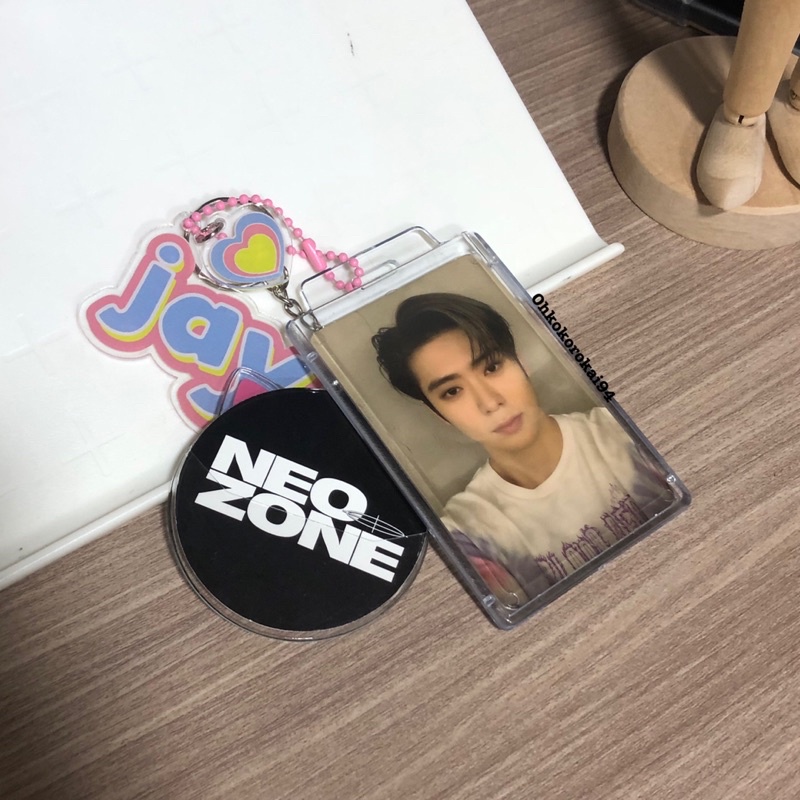 ACRYLIC PHOTOCARD CASE KEYRING PLASTIC PC CASE KPOP | Shopee Philippines