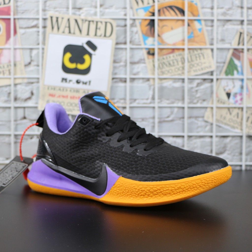 Kobe outdoor hot sale basketball shoes