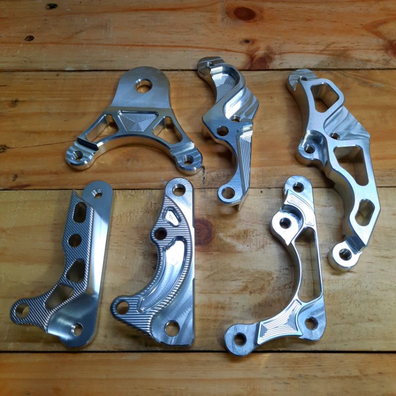 Caliper Bracket Formula 8.1, 2pot, NGO For Wave /Mio/ Raider150 Carb/Fi