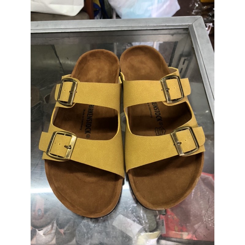 Mustard store yellow birkenstocks