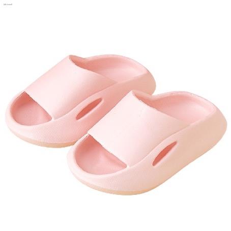 Yeezy slides online girls