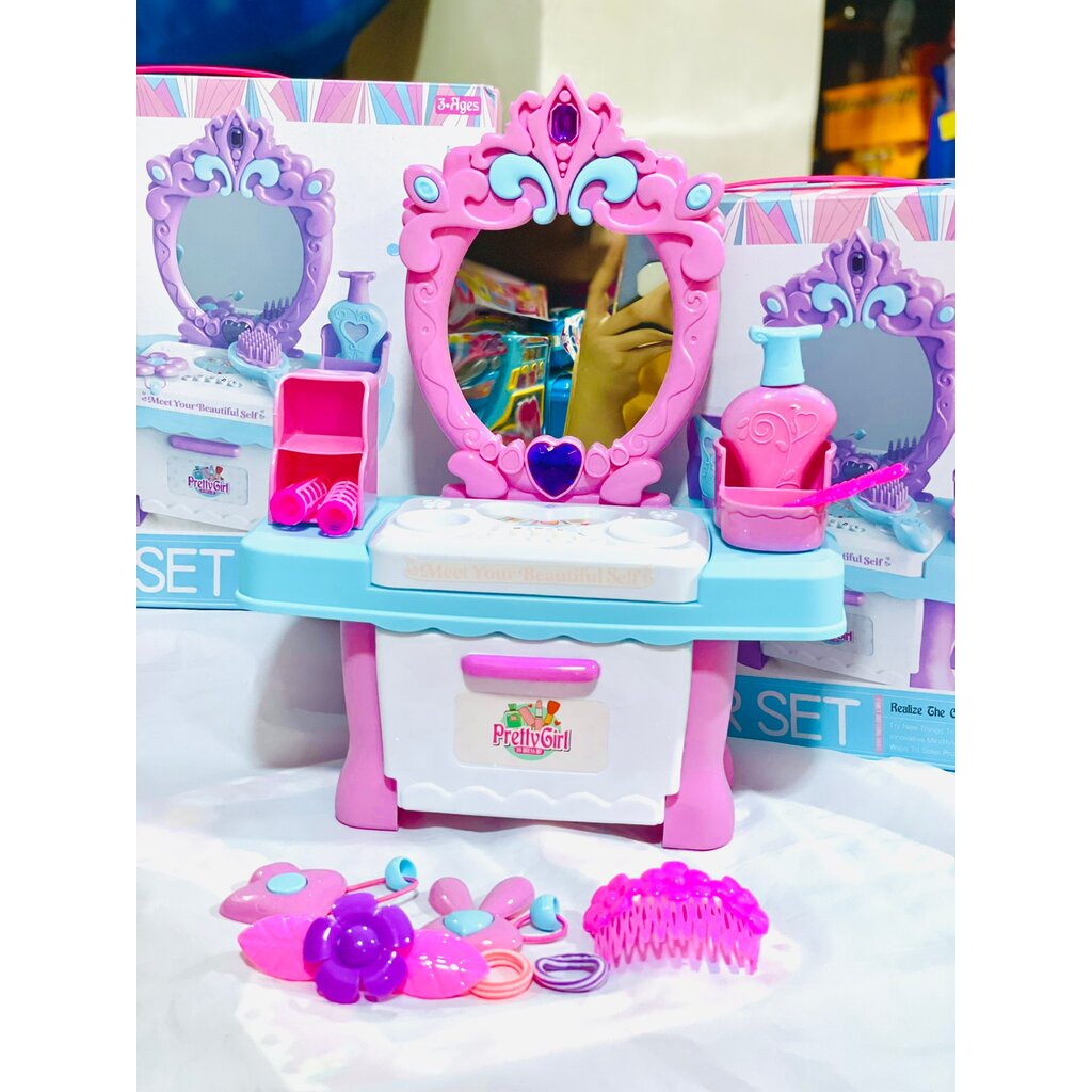 Pretty Girl dressing table in pastel colors with sound with lights