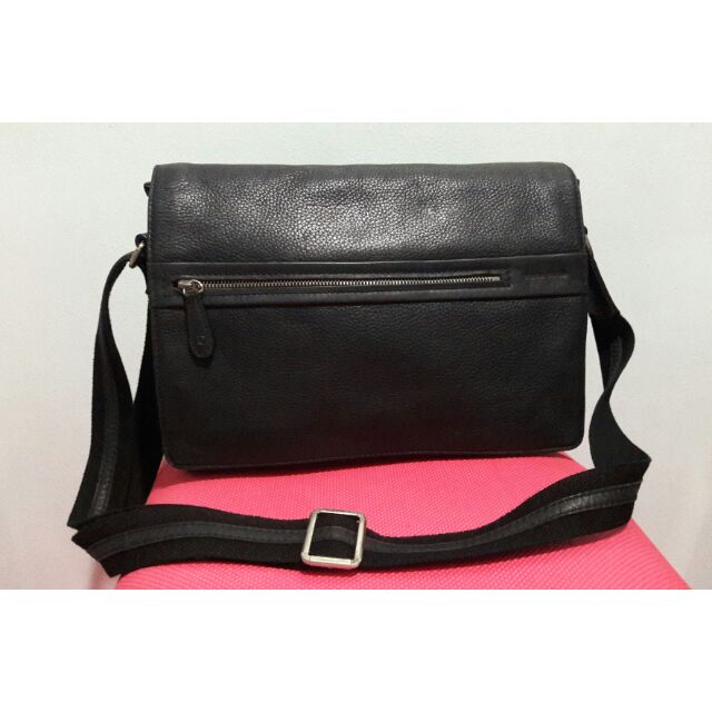 Pierre cardin messenger discount bag