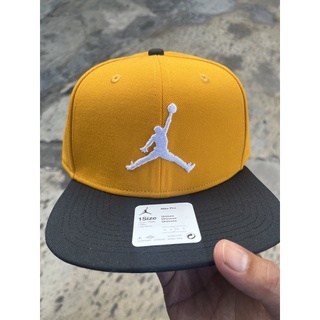 Jordan Pro Jumpman Snapback Hat. Nike PH