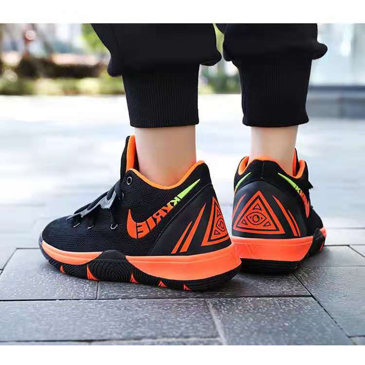 KYRIE 5 basketball high cut for kids shoes size 30 34