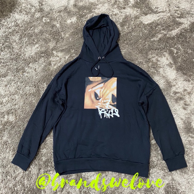 Ariana grande hoodie hot sale h&m philippines