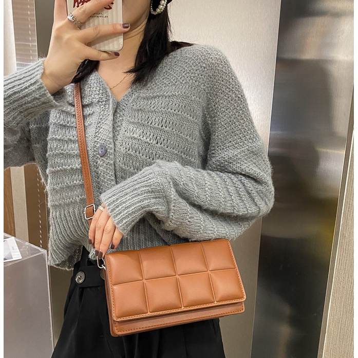 5 Korean-Inspired Sling Bags to Love at OMGNB! + Other Fashion Items