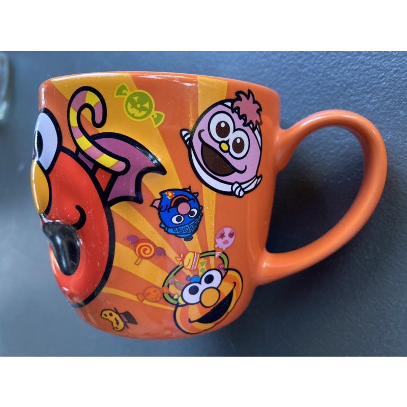 Japan surplus big thick Sesame Street mug with embossed character Elmo ...