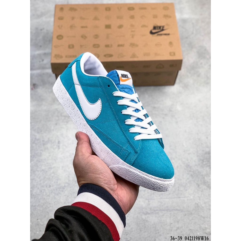 Nike classic soft hotsell