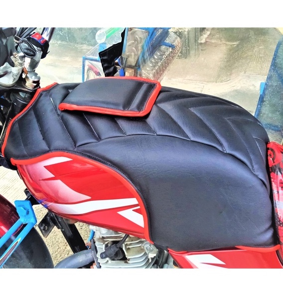 Bajaj ct 100 online tank cover