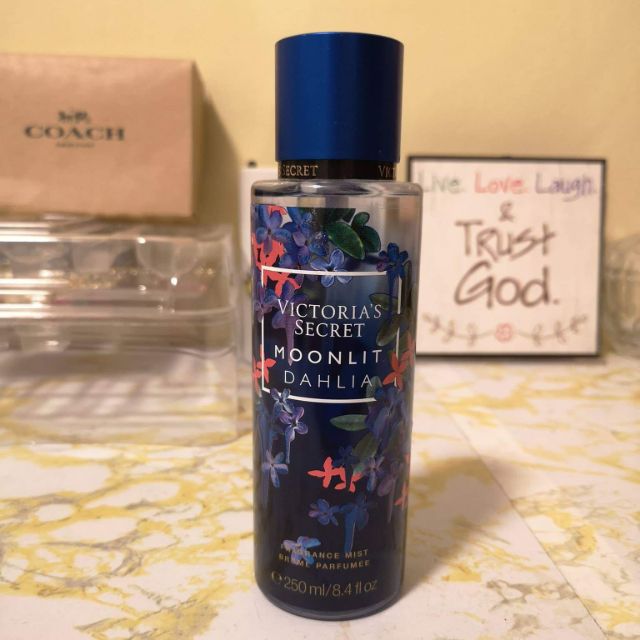 Victoria secret body mist moonlit dahlia hot sale