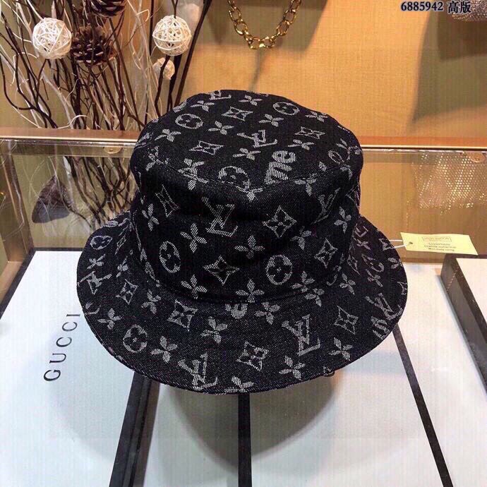 Louis Vuitton Women's Hats