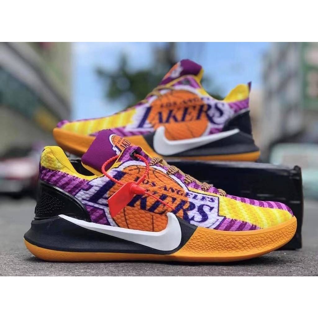 Kobe bryant shoes on sale lakers