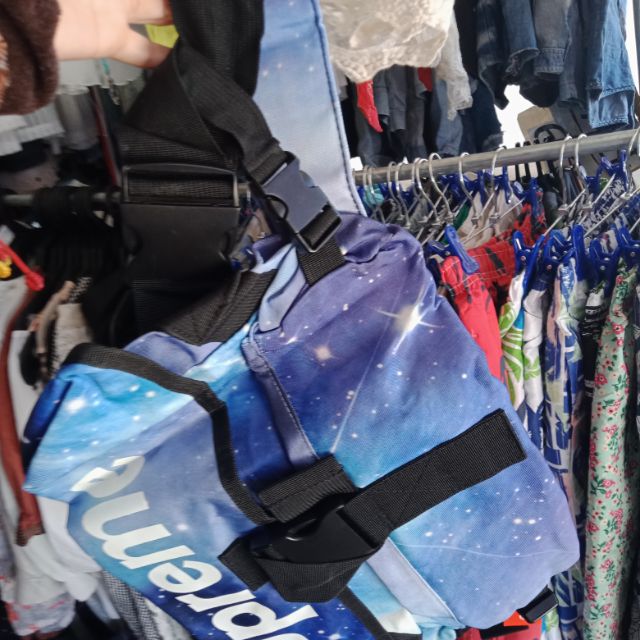 Supreme bags for sale sales