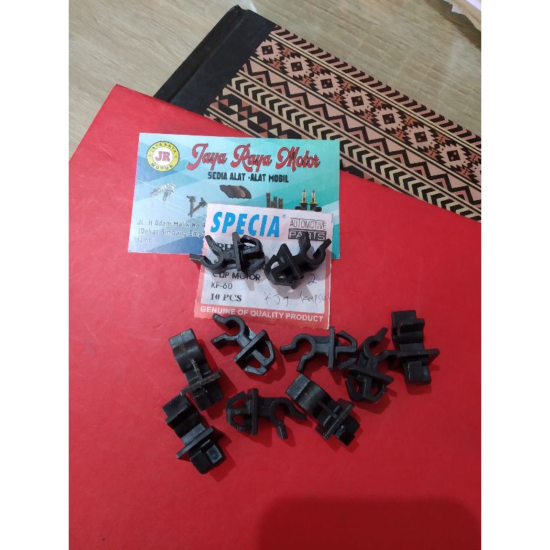 MESIN Standard Plastic Engine Hood Post at the End of Kijang Capsule ...