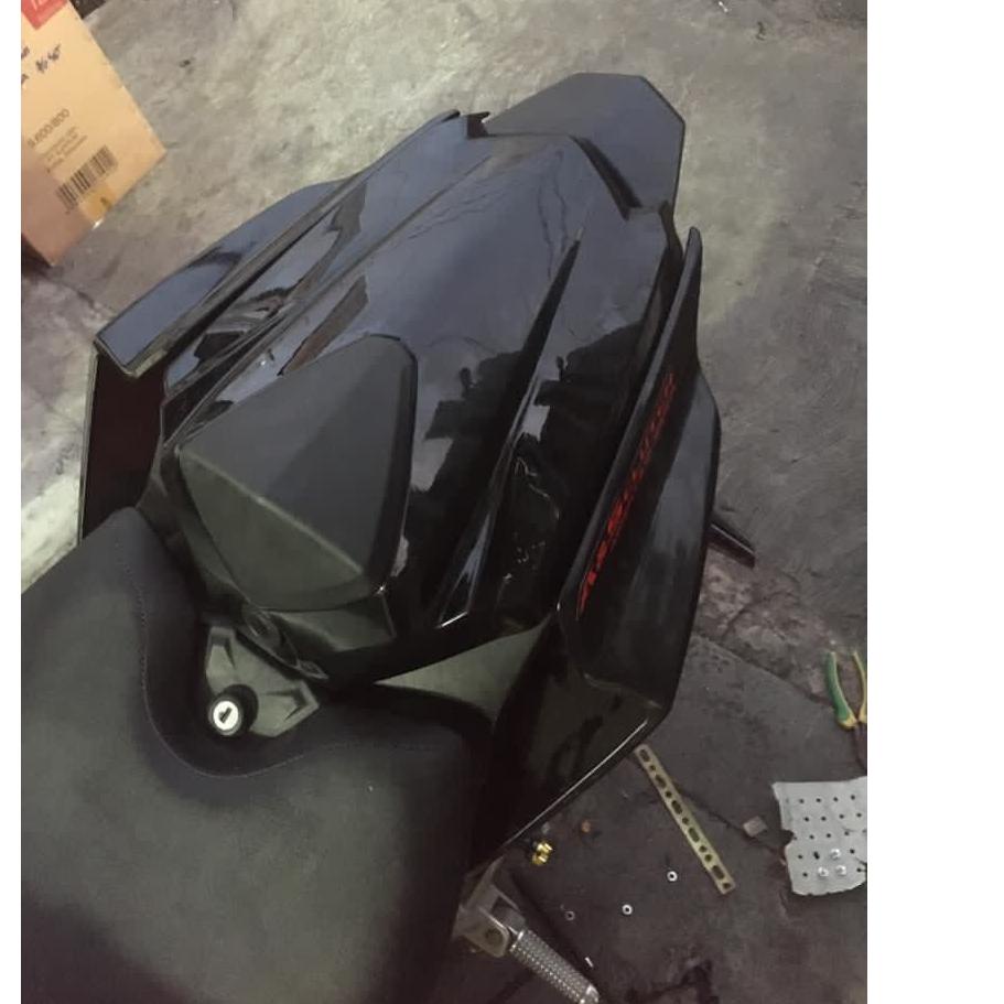 seat cover for r15 v3